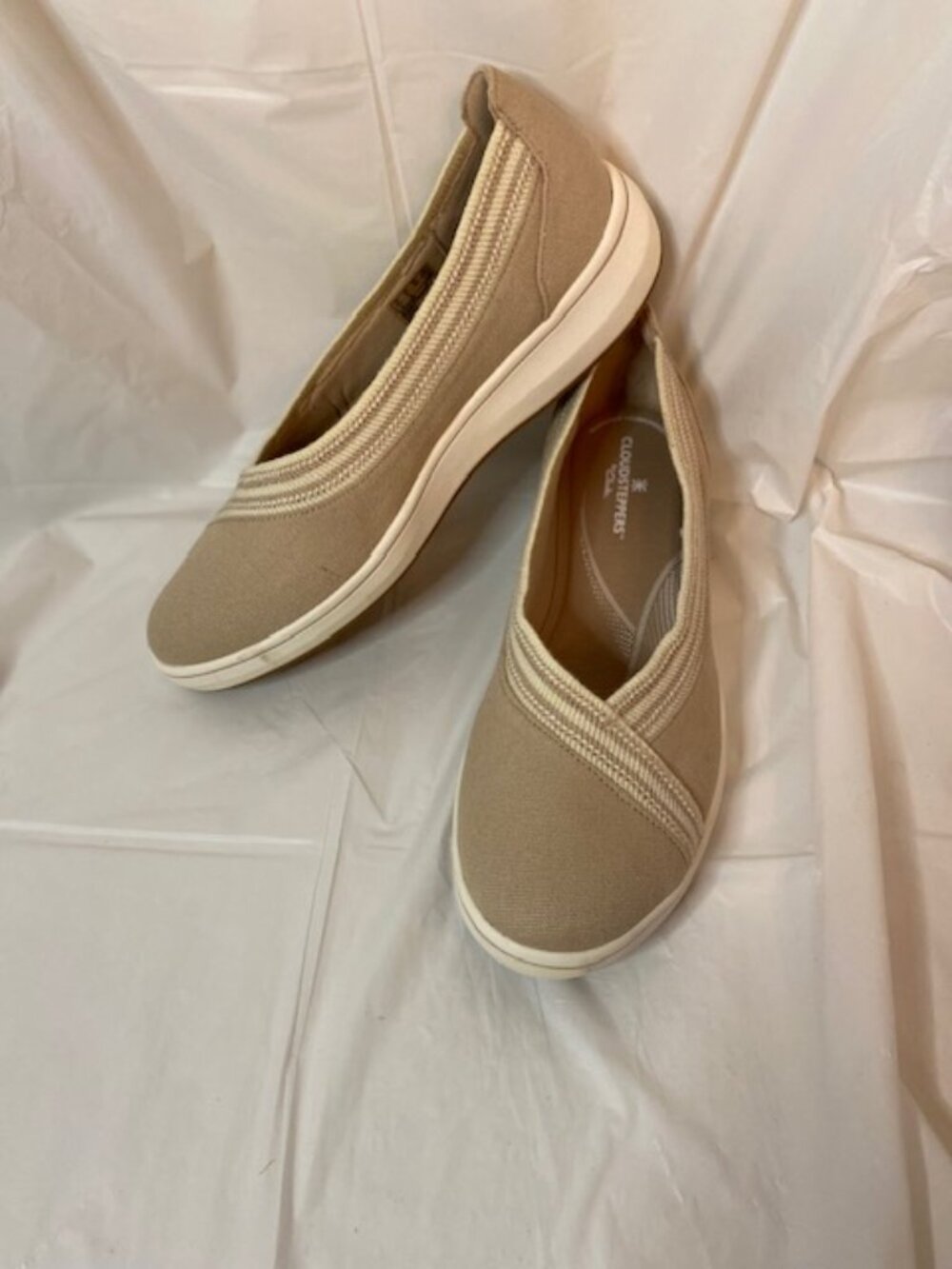 Clarks Cloudsteppers Breeze Sky Air Slip-On Shoes, San Women's 9M